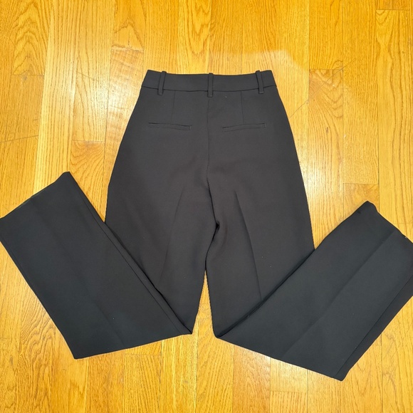 Aritizia - Wilfred - The Effortless Pant - Black - Size 0 - Picture 8 of 8